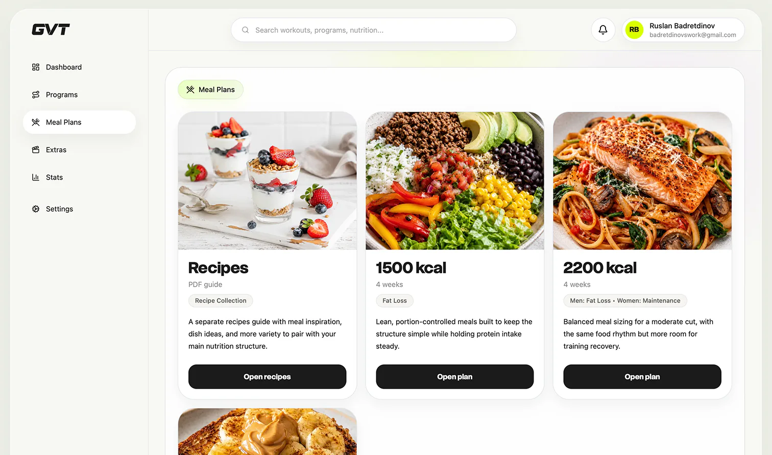 GVT meal plans library screen with recipe collection and calorie-based nutrition plans